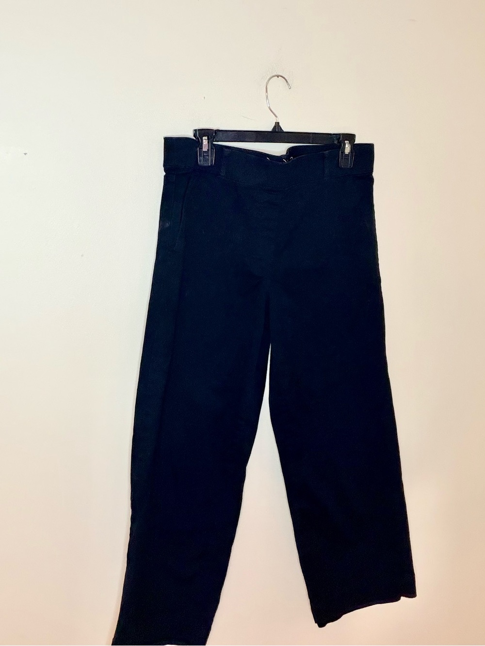 Gloria Vanderbilt Black Cropped Straight-Leg Jeans